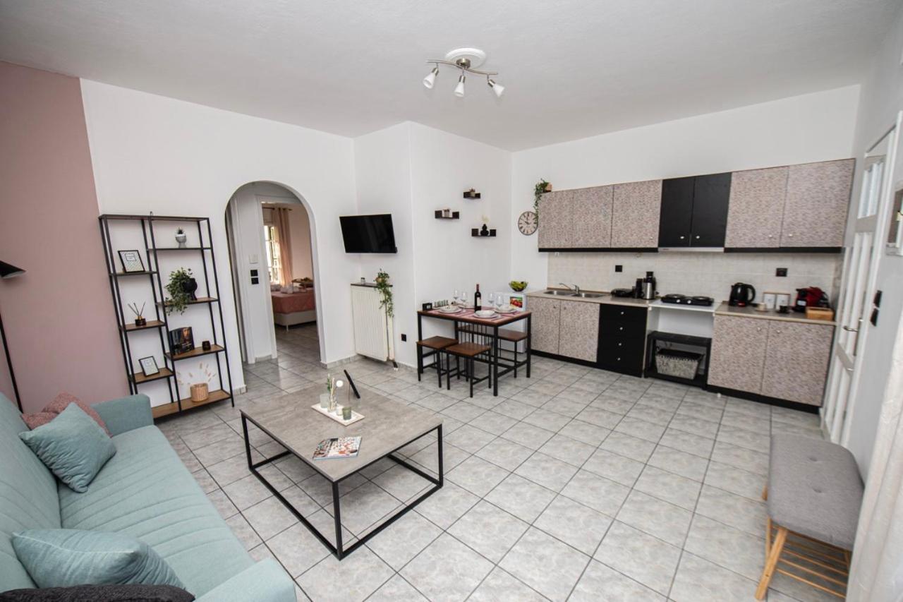 Ionian Luxury Apartments Перама Экстерьер фото
