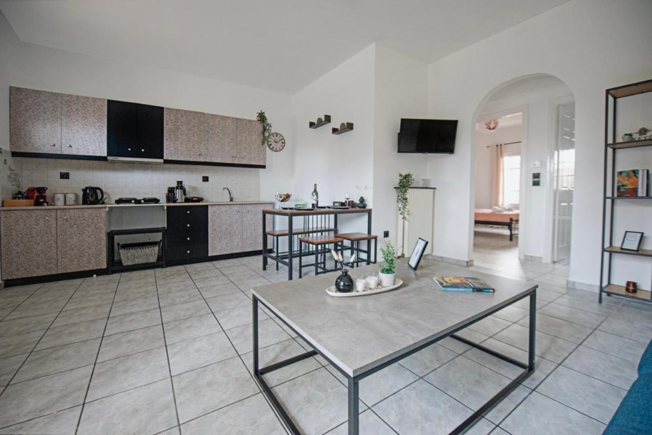 Ionian Luxury Apartments Перама Экстерьер фото