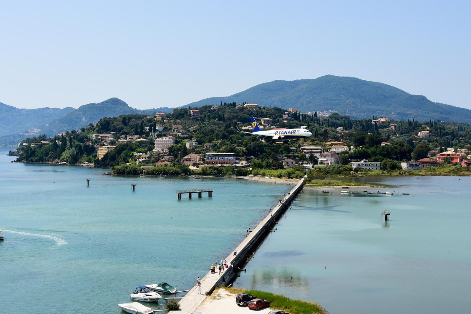 Ionian Luxury Apartments Перама Экстерьер фото